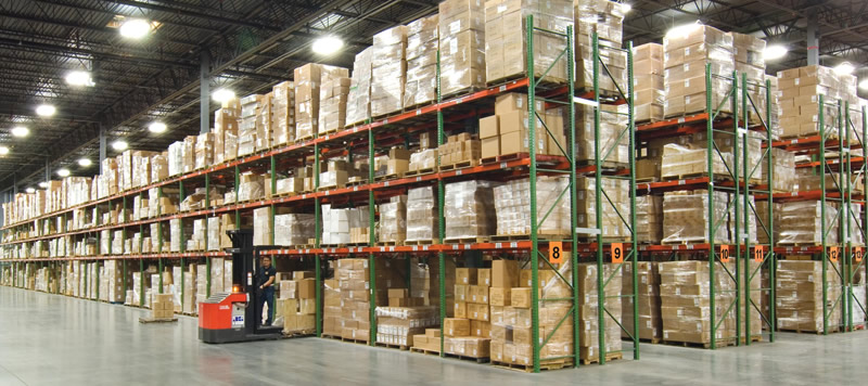Industrial pallet racking warehouse in San Diego, California